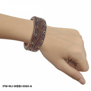 กำไลข้อมือไม้สีเข้มทำมือ ประดับทองเหลืองลายเรขาคณิต สไตล์โบฮีเมียน - Product Image 2