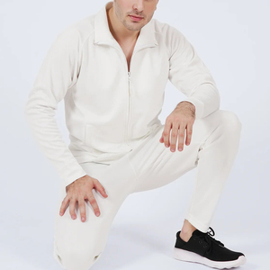 Conjunto Deportivo Personalizado para Hombre, Chaqueta Cortavientos Impermeable y Reflectante con Cierre, Pantalones Deportivos de Poliéster y Nailon - Product Image 4