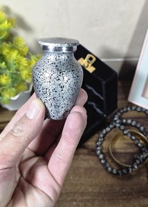 Urna Funeraria Personalizable para Adultos, Estilo Americano, Material Metálico, Artesanía Uzair UHI-146 - Product Image 6