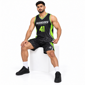 Maillots de basket personnalisés imprimés par sublimation avec numéros de joueur, noms et emblèmes de club - Respirants, écologiques, unisexes pour adultes - Product Image 4