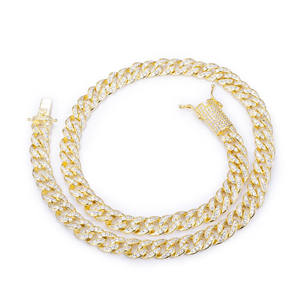 สร้อยคอแฟชั่นหรูหราแบบ Cuban Link ประดับเพชร Moissanite สี D ระดับความสะอาด VVS เงินแท้ 925 สำหรับทุกเพศ สไตล์สตรีทแวร์ เหมาะสำหรับงานหมั้น - Product Image 3