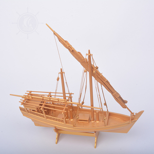 Modèle de bateau à voile dhow en bois doré fait main, bateau traditionnel arabe, figurine nautique, cadeau 31Lx8Wx27H cm - Product Image 2