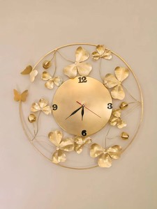 Horloge murale élégante en forme de branche d'arbre dorée, design artistique inspiré de la nature, en métal, horloge décorative de luxe pour salon - Product Image 3