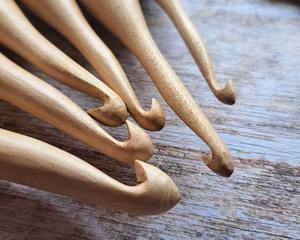 Juego de Agujas de Tejer de Madera Hechas a Mano, Diseño Ergonómico, Ecológicas, Cómodas, Duraderas, Regalo Perfecto para Artesanos - Product Image 2