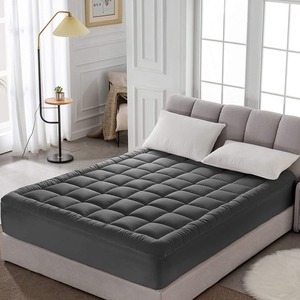 Customized Printed Luxury Mattress <b>Protector</b> Waterproof Eco-Friendly Soft Plain Mattress <b>Protector</b> - Product Image 1