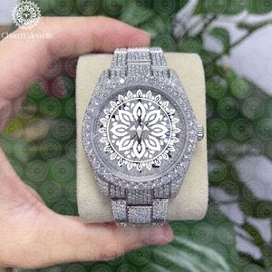 Reloj de Lujo para Mujer Charm Jewells, Caja Tonneau de Acero Inoxidable de 40 mm, Bisel con Diamantes, Cierre Plegable de Cuarzo Analógico - Product Image 4