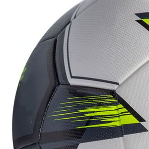 Ballon de football professionnel en PU laminé avec construction thermocollée, disponible en plusieurs tailles, logo personnalisé, fabriqué au Pakistan - Product Image 5