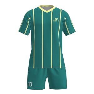 Vêtements de sport confortables pour hommes, uniforme de football 100% polyester, uniforme de football sur mesure pour hommes - Product Image 2