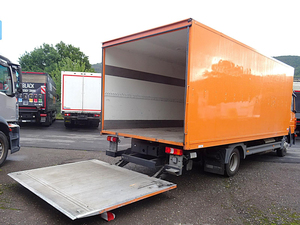 Camión de Caja Usado MB Atego 816 4X2, 351-450HP, Transmisión Manual, Motor Weichai Euro 2 Diésel, Tracción 6x4, 6 Cilindros, Camión Pesado - Product Image 4