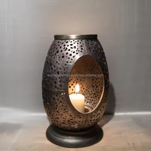 Bougeoir en métal fabriqué à la main lanterne ovale pots de table de pièce maîtresse de noël pour la décoration de la maison - Product Image 4