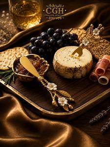 Ensemble d'ustensiles de qualité supérieure avec outils à fromage pour la cuisine, la préparation des aliments, la découpe, le service, le tranchage, le râpage et l'usage quotidien - Product Image 3