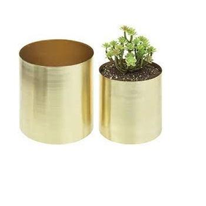 Pot de fleurs en laiton martelé de 6,5 pouces avec anneau décoratif en relief, conteneur décoratif pour plantes, fabriqué à la main en Inde - Product Image 4