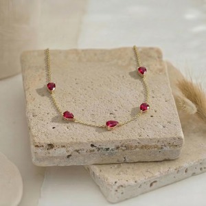 Collier en or avec rubis, collier avec pendentif rubis en forme de poire, chaîne délicate avec pierre précieuse rouge, bijoux pierre de naissance de juillet pour femme - Product Image 4