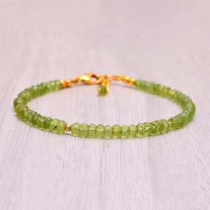 Pulsera Redonda de Peridoto en Plata de Ley 925, Chapada en Plata, Piedra de Nacimiento de Agosto, Gema Verde Natural, Regalo de Aniversario para Mujer - Product Image 1