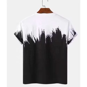 Camiseta de Manga Corta con Cuello Redondo para Hombre, Estampado Dripping, Negra y Blanca, Casual, Corte Regular, Tejido de Poliéster - Product Image 2