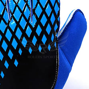 Gants de gardien de but en cuir respirant de haute qualité avec sangle de poignet imperméable et réglable - Couleurs et tailles personnalisables - Product Image 4