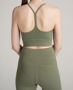 Soutien-gorge de sport sans couture personnalisé pour femme, qualité supérieure, respirant, avec logo personnalisé, maintien moyen, en Spandex/Nylon, style simple avec dentelle - Product Image 2