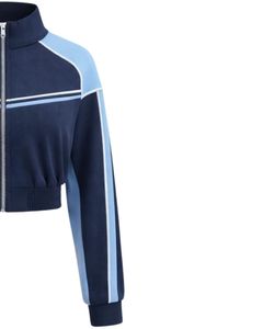Veste de sport courte pour femme bleu marine et bleu ciel, zippée, avec rayures contrastées, idéale pour la gym et le fitness - Product Image 3