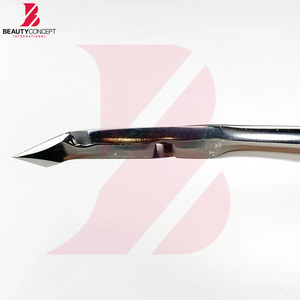 Coupe-ongles personnalisés en acier inoxydable, légers et de précision, pour la vente en gros B2B sur le marché mondial, export. - Product Image 6