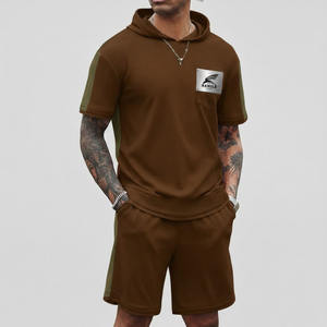 Nuevo Conjunto de Dos Piezas de Verano para Hombre, Camiseta y Pantalones Cortos con Estampado Doble Personalizado, Transpirable y Suave, con Logotipo Personalizado, Precio Muy Bajo - Product Image 1