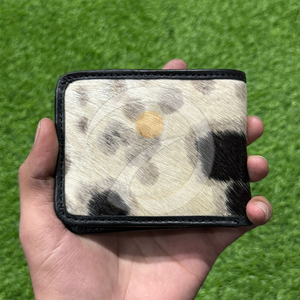 Portefeuille en cuir de vachette fait main de qualité supérieure pour homme, fin et élégant, avec finition en fourrure rustique authentique - Product Image 2