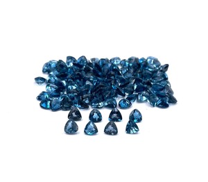 Topacio Azul de Londres Natural, Corte Trillón, Piedras Sueltas de 5mm, Topacio Azul Facetado, Venta al Por Mayor para Fabricación de Joyería en India - Product Image 3