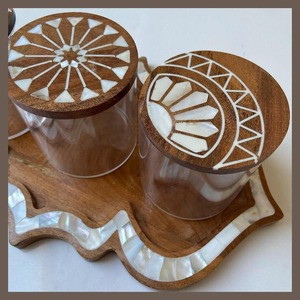 Boîte à chocolat en acrylique de luxe personnalisée avec incrustation en bois pour la décoration de table du Ramadan Kareem, boîte de rangement en acrylique et pour usage domestique - Product Image 6