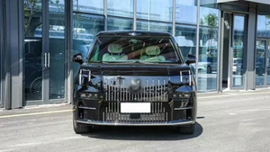 Zeekr 2025 9X SUV Hybride Rechargeable Électrique 5 Portes 6 Places Euro VI Turbo Automatique d'Occasion Volant à Gauche Cuir R20 Toit Panoramique 360 - Product Image 2