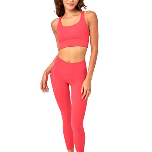 Conjunto de Yoga y Leggings Deportivos para Mujer, Nuevo y Más Vendido, Ropa Deportiva Personalizada de Secado Rápido para Gimnasio, Color Sólido - Product Image 1