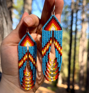 Boucles d'oreilles à franges perlées, fabrication de bijoux avec perles jaunes, orange, marron et bleues, style de bijoux longs pour femmes - Product Image 5