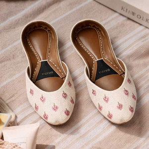 Chaussures pour femmes en jute imprimé antidérapant de haute qualité, avec semelle extérieure en cuir, design personnalisé, meilleur matériau - Product Image 1