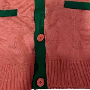 Wholesale Custom Logo Varsity <b>Cardigan</b> Women V Neck Striped Trim 7GG <b>Chunky</b> Wool Acrylic Preppy Sorority Knitwear <b>Cardigan</b> - Product Image 5
