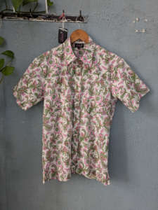 Camisa Casual de Manga Corta para Hombre, Estampada con Diseño Floral, Cuello Clásico, Tejido Popelín - Product Image 2