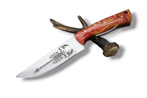 Handmade High Carbon Steel <b>Etching</b> Art Knife with Resin Handle & Leather Sheath Wholesale OEM Fixed Blade Outdoor Knife - Product Image 3