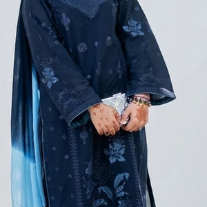 Premium Pakistani Women Kurta Shalwar Soft Cotton Fabric OEM/ODM Available Online Sale For Women - Product Image 3