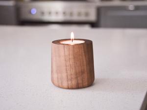 Porte-bougie en bois artisanal, article cadeau - Product Image 5