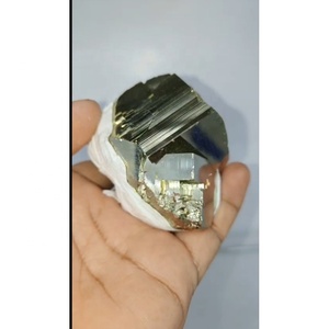 Venta al por mayor de gemas semipreciosas naturales: CUBOS de pirita dorada de Perú tallados, piedra en bruto ecológica para sanación y decoración del hogar Feng Shui - Product Image 2