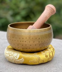 Bol chantant tibétain pour la méditation avec mallette en bois et coussin pour le yoga, la pleine conscience et la guérison sonore - Product Image 3