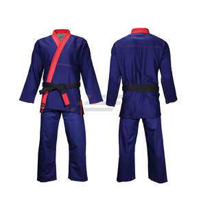 Kimono de Jiu-Jitsu Brésilien brodé noir personnalisé, léger, confortable, pour le karaté et les arts martiaux. - Product Image 1