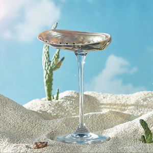 Copa de Vino de Doble Pared Hecha a Mano con Concha de Mar Nórdica, Sin Plomo, Concha Natural para Copas Tipo Coupé, Artículos de Bar de Lujo Costeros, Regalo Único - Product Image 1