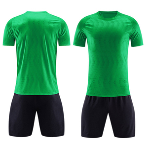 Conjunto de Camiseta y Pantalones Cortos de Fútbol de Alta Calidad, Tejido Elástico de Secado Rápido, Poliéster Ligero, Ropa Deportiva de Alto Rendimiento - Product Image 6