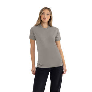 Camiseta For Level Apparel 6210 de Corte Regular, 100% Algodón, Transpirable, Ecológica y de Secado Rápido para Logotipo y Diseño Personalizados - Product Image 4