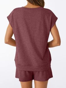 เสื้อคอวีทรงสวยเก๋ สีสันสดใส ดีไซน์ขอบเอวเก๋ๆ ชุดเซ็ตฤดูร้อนสำหรับผู้หญิง ชุดสองชิ้น กางเกงขาสั้น ชุดเซ็ตผู้หญิง - Product Image 3