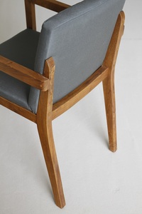 Silla de Comedor Urbana con Estructura de Madera de Teca Sólida y Asiento Tapizado para Uso Doméstico en el Comedor - Product Image 4