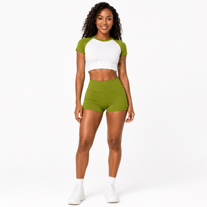 Ensemble de vêtements pour femmes HMR Sorority Sisterhood, tenue sexy, haut court à manches courtes et short, ensemble 2 pièces - Product Image 1