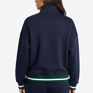 Sudadera blanca lisa de cuello redondo con media cremallera, estilo oversize y tejido gofrado para mujer - Product Image 5