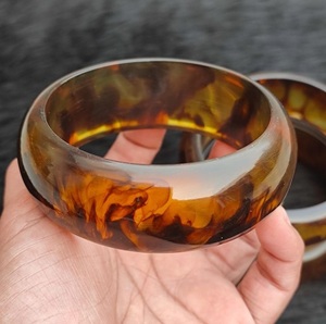 Bracelet ovale poli en corne, imitation antique, bijoux artisanaux, artisanat naturel - Product Image 6