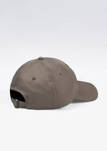 Casquette de baseball imperméable tendance 2026 pour l'équitation, avec sangle réglable, design élégant, pour activités équestres en extérieur - Product Image 3