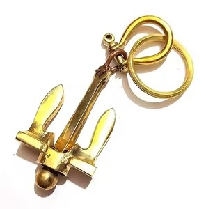 Porte-clés vintage en laiton rond avec boussole, chaîne et anneau, accessoire métallique - Product Image 3