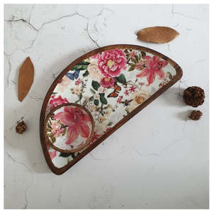 LIVING CRAFT Bandeja Decorativa de Madera Floral con Cuenco para Salsas |   Plato de Servir Multifuncional con Diseño Botánico Tradicional de Luna, Decorativo - Product Image 5